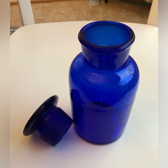 Vintage Cobalt Blue Glass Apothecary Bottle w/Ground Glass Neck & Lid Stopper - Picture 10 of 14